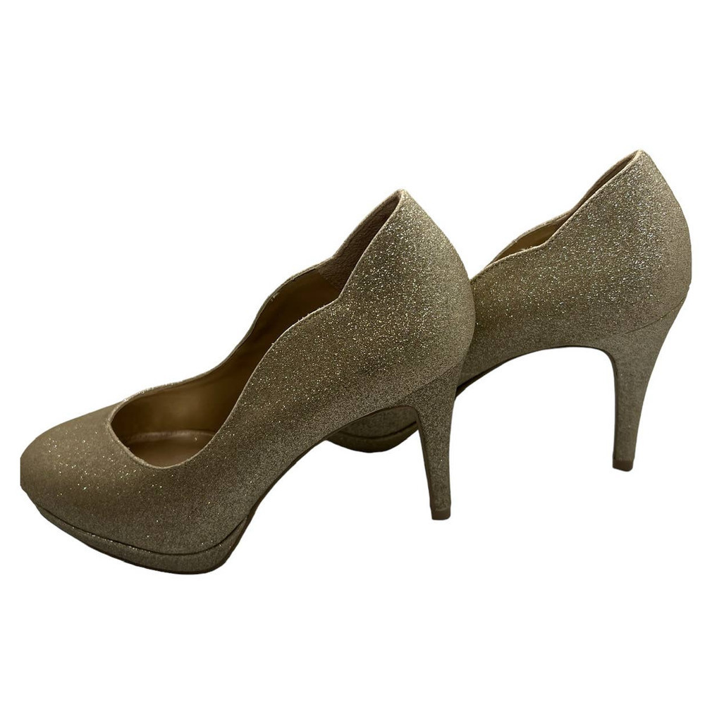 Fioni Gold Sparkle Scallop Pump Heels Size 6 1/2 - Picture 6 of 6